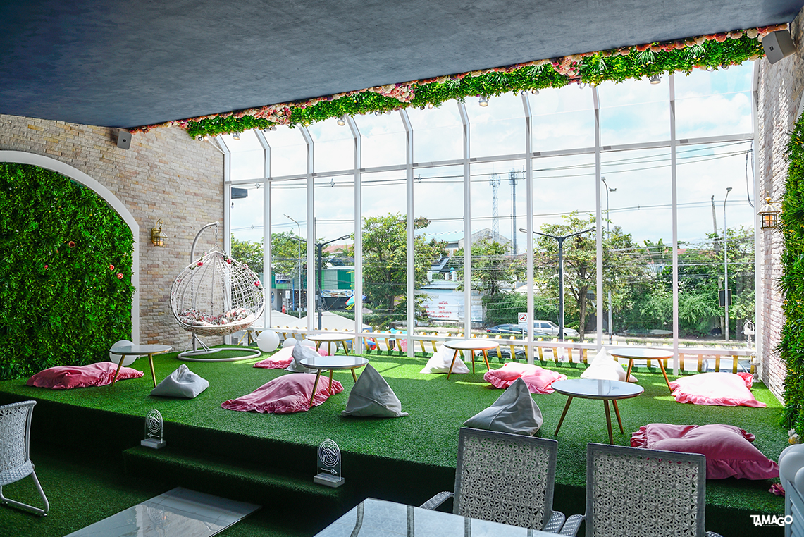 รับออกแบบร้านอาหาร