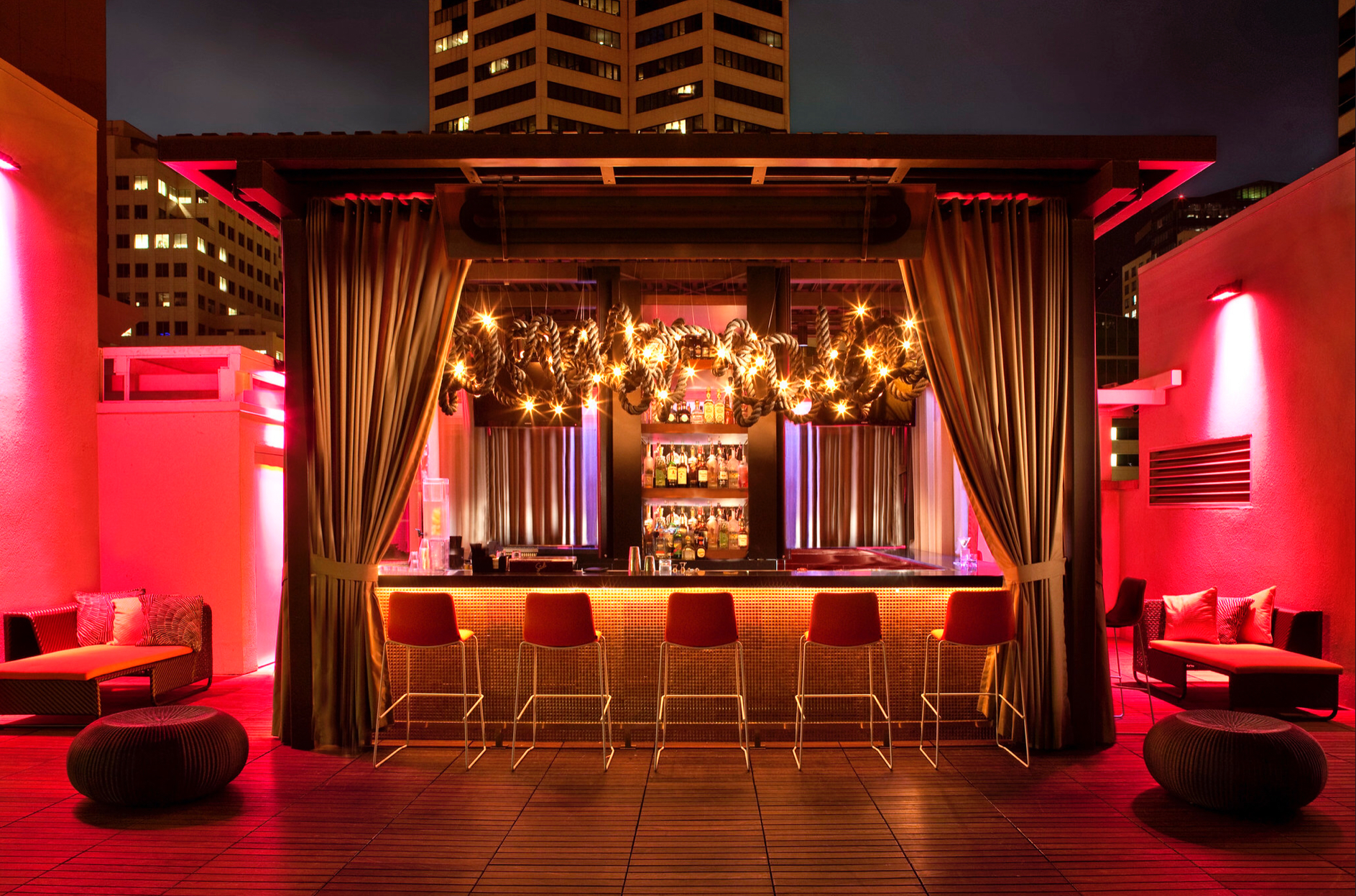 ตกแต่งภายในโรงแรมหรู