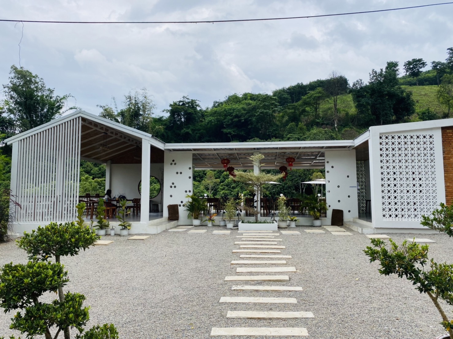 รับออกแบบร้านกาแฟ ราคาถูก