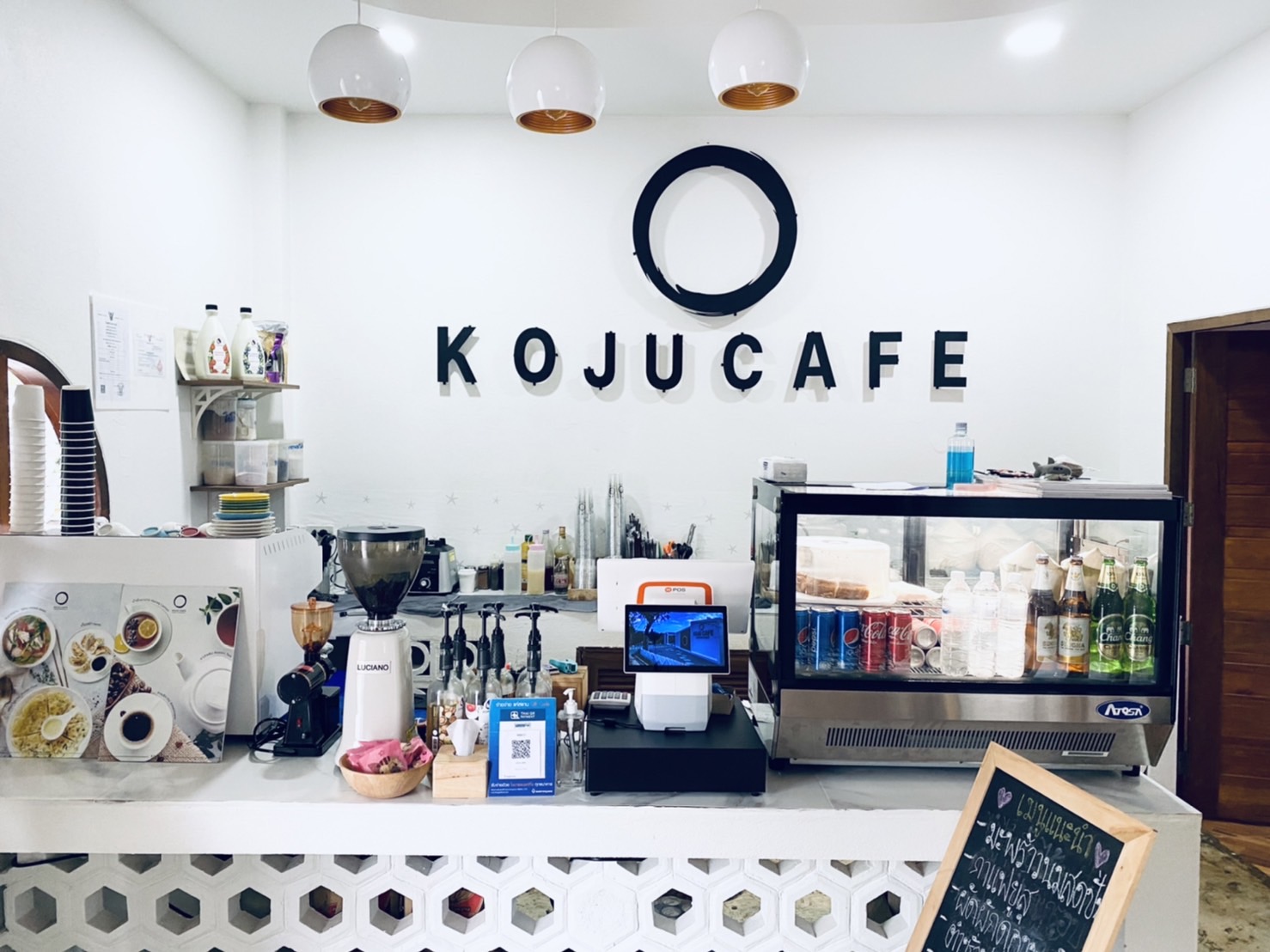 รับออกแบบร้านกาแฟ ราคาถูก