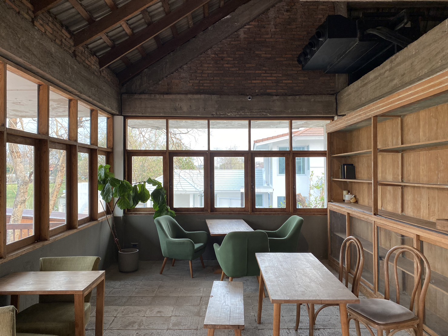 รับออกแบบคาเฟ่