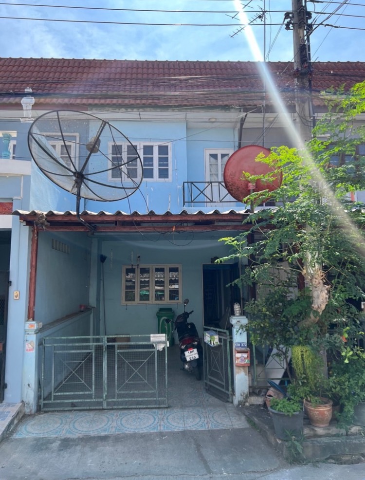 รับออกแบบรีโนเวททาวน์เฮ้าส์
