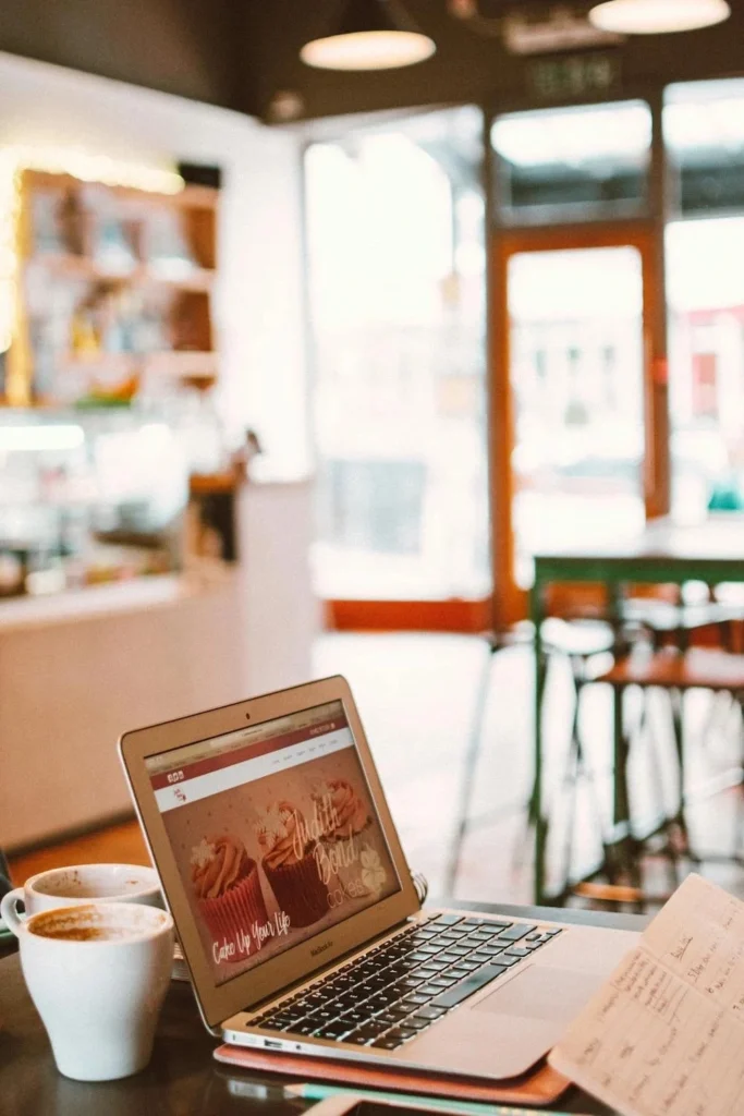 ออกแบบร้านกาแฟสไตล์มินิมอล